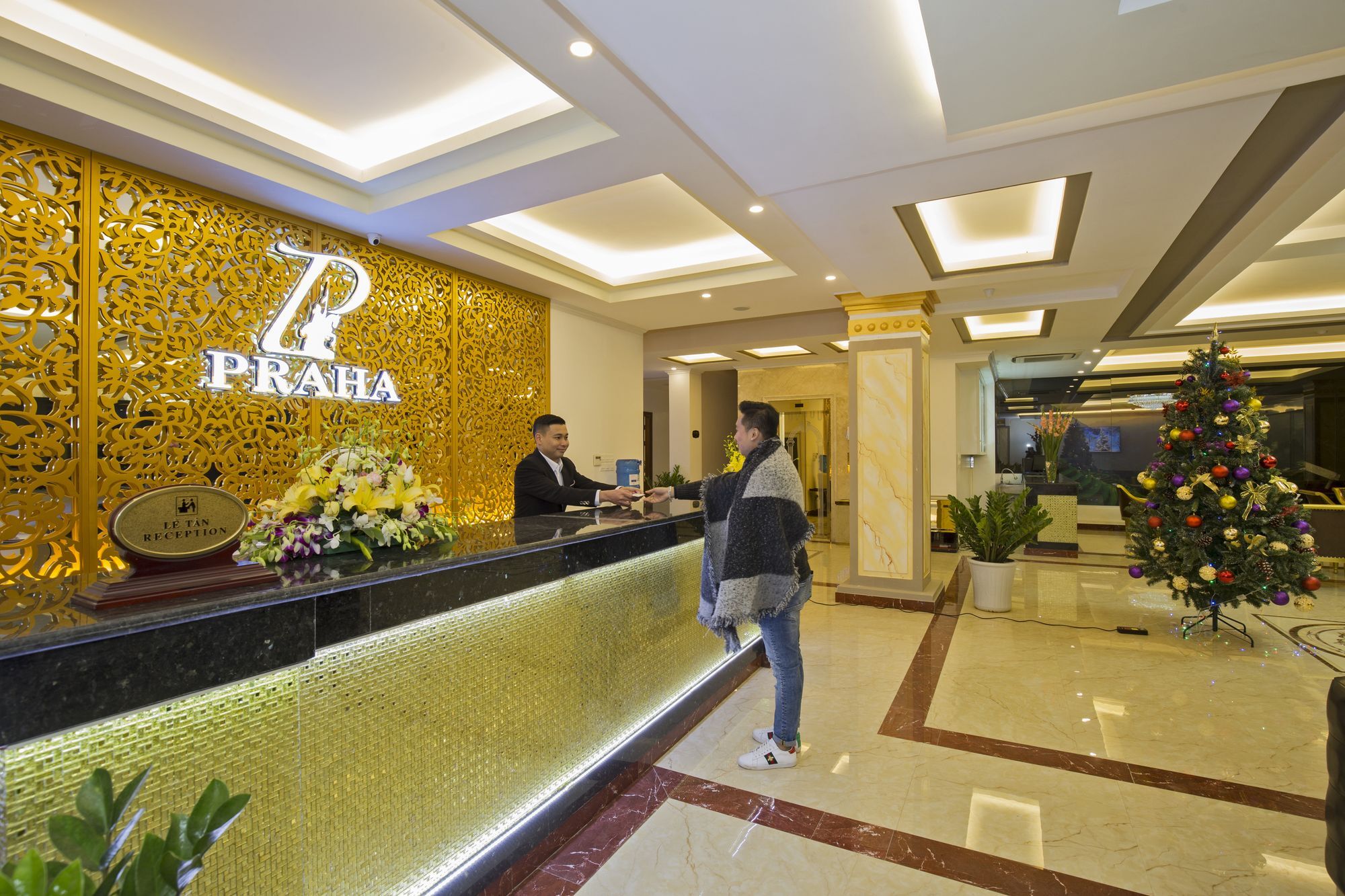 Praha Hotel Sapa Luaran gambar